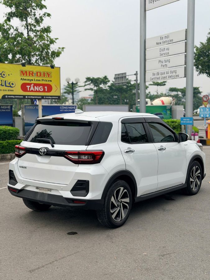 Hình ảnh xe TOYOTA RAIZE 2024 - 57,000KM