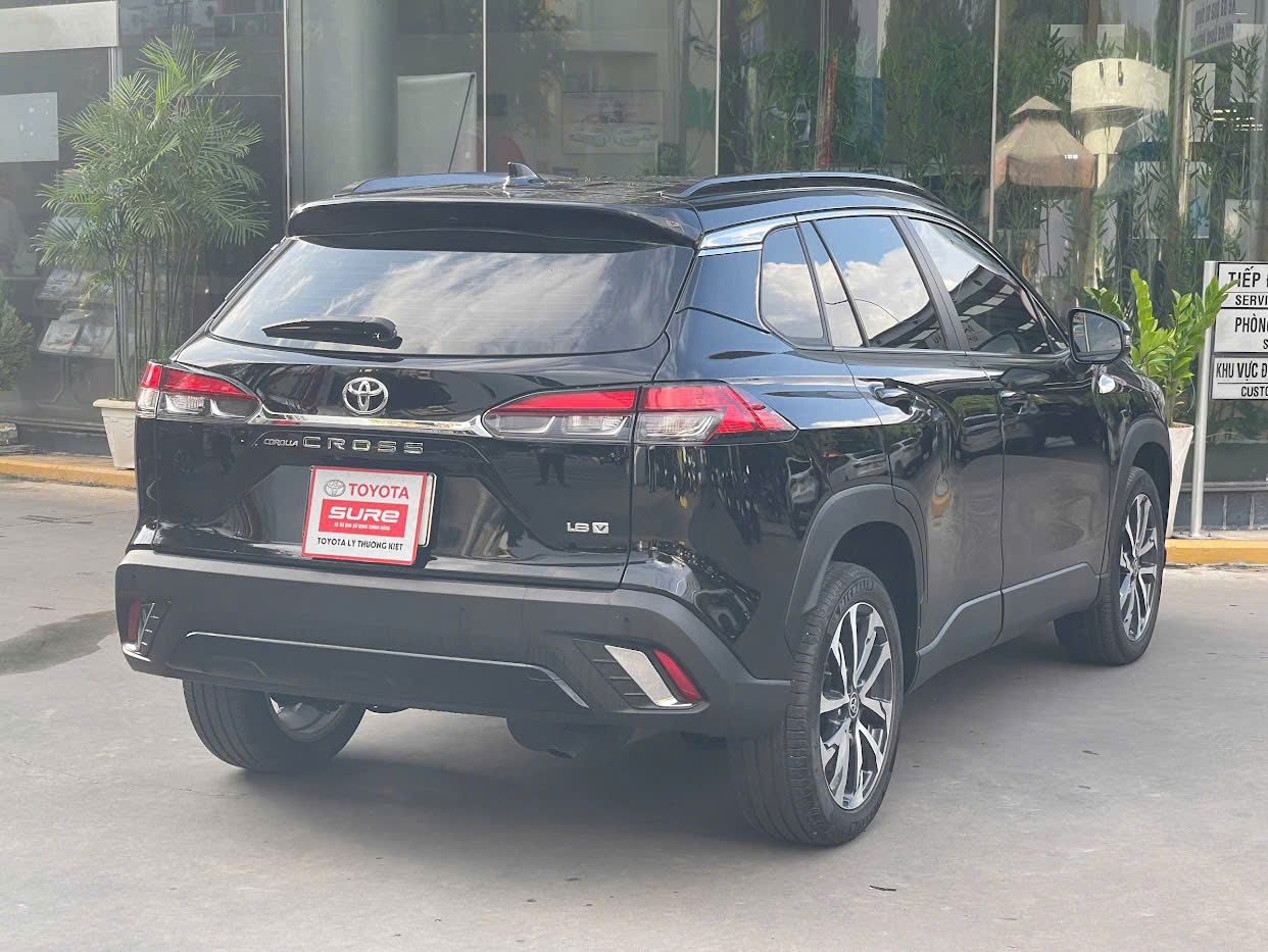 Hình ảnh xe TOYOTA COROLLA CROSS 2024 - 28,300KM