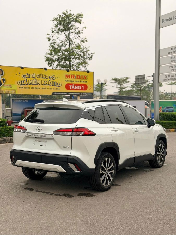Hình ảnh xe TOYOTA COROLLA CROSS 2025 - 28,000KM