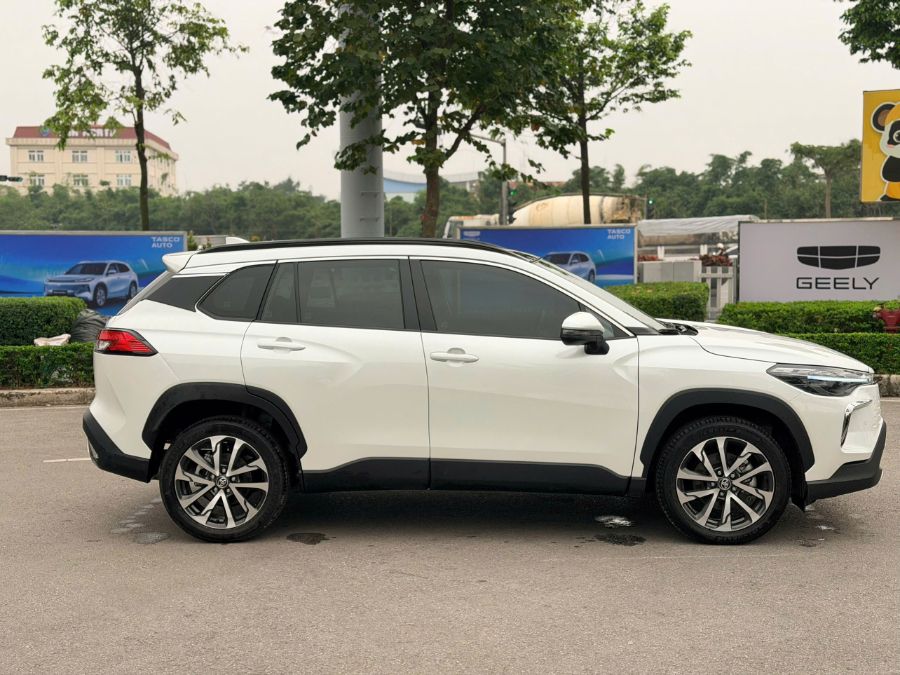 Hình ảnh xe TOYOTA COROLLA CROSS 2025 - 28,000KM