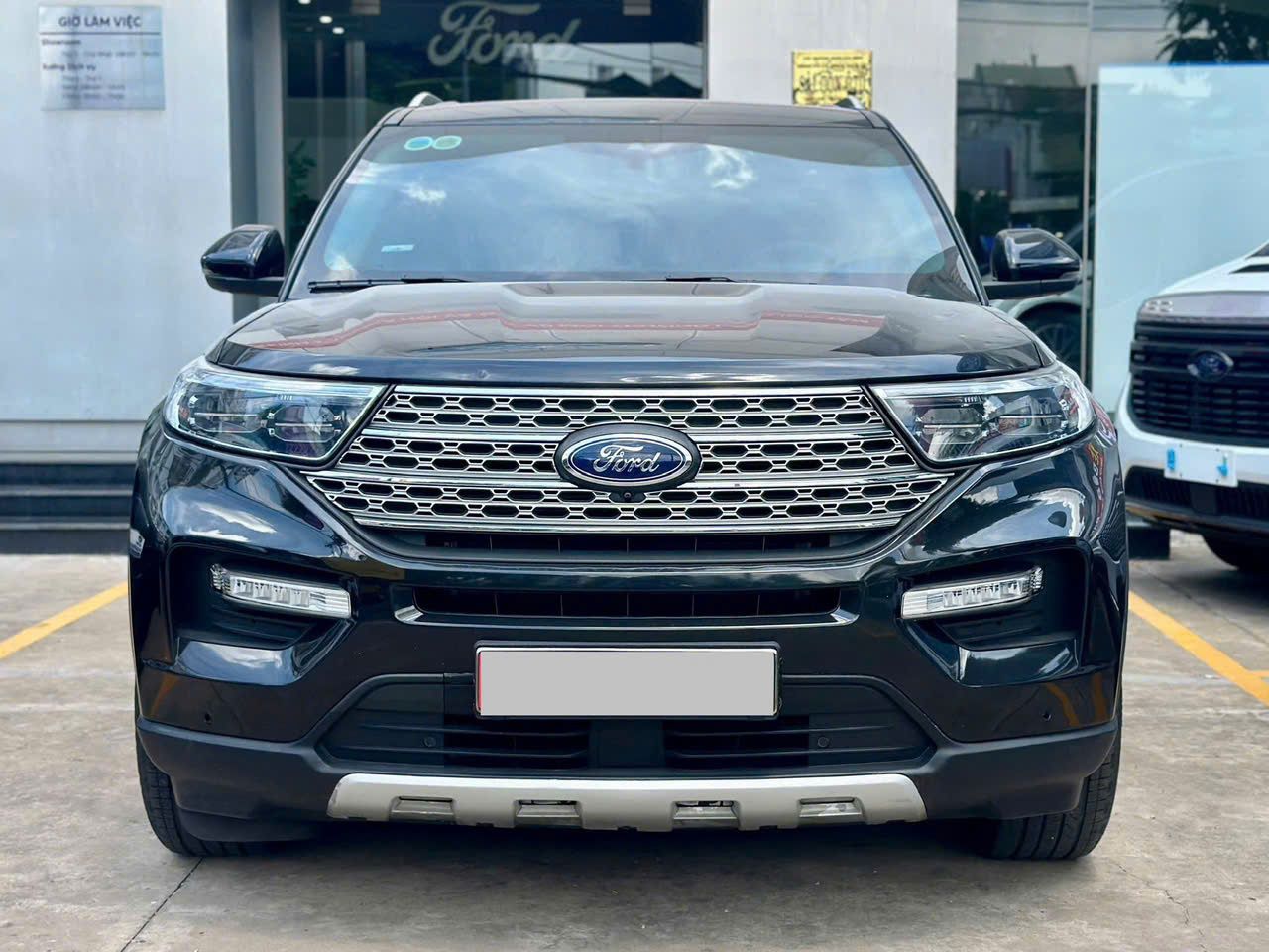 Hình ảnh xe FORD EXPLORER 2021 - 116.000KM
