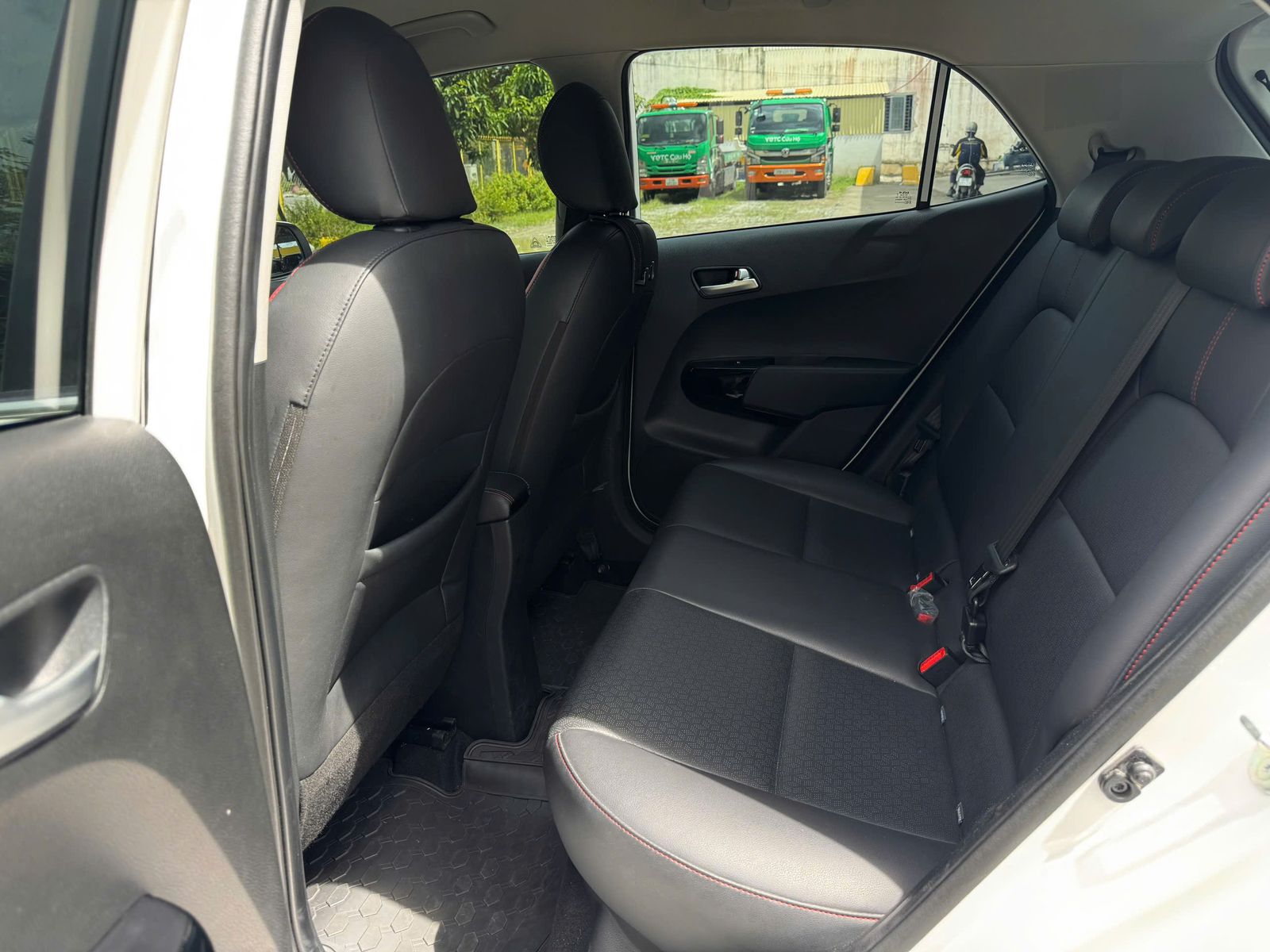 Hình ảnh xe KIA MORNING GT-LINE 2023 - 9.400KM