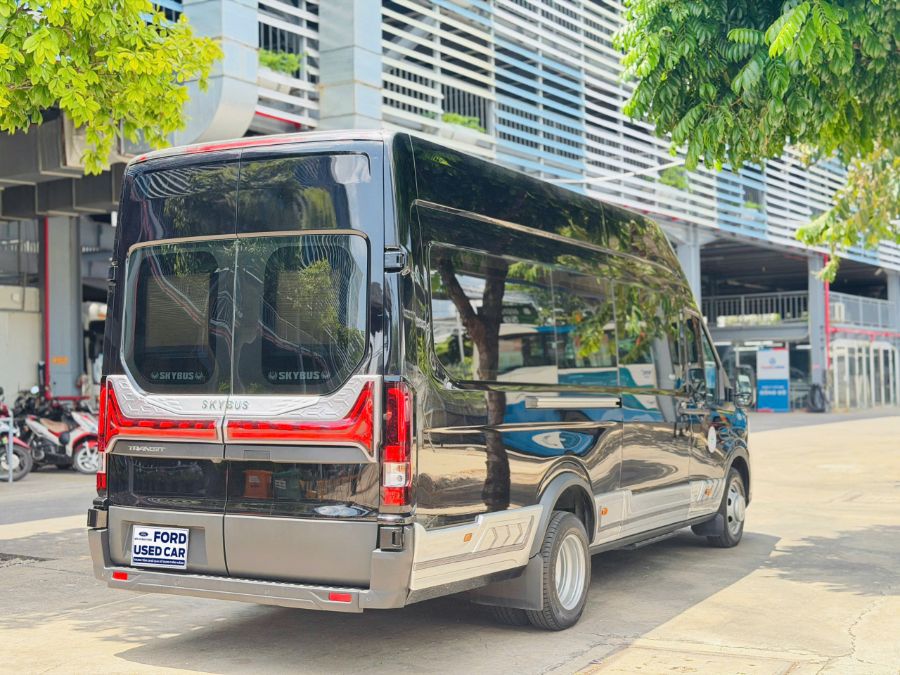 Hình ảnh xe FORD TRANSIT 2025 - 7,000KM