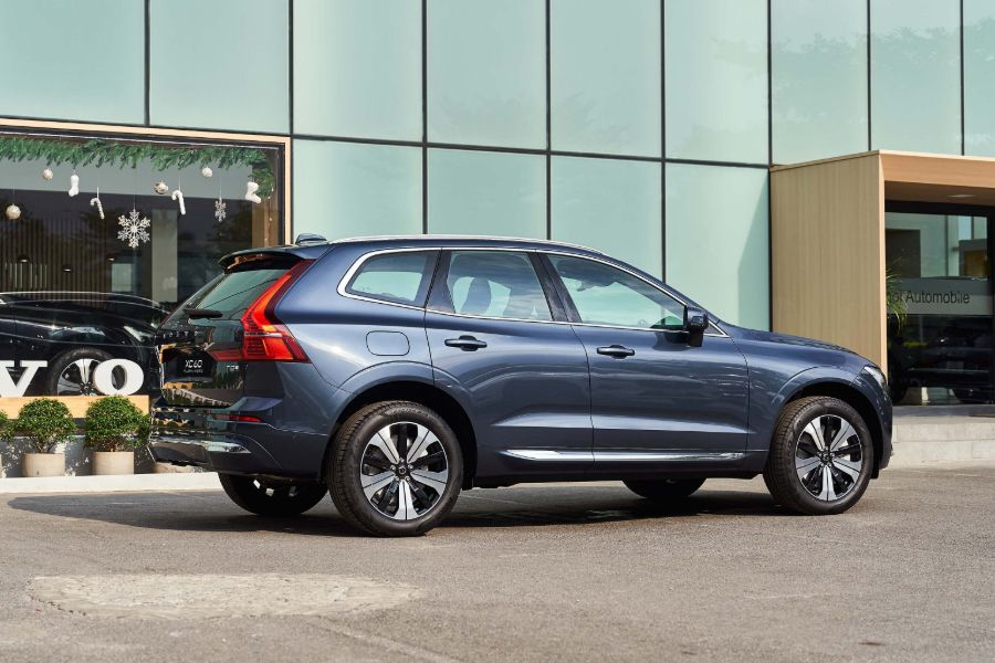 Hình ảnh xe VOLVO XC60 PLUG - IN HYBRID ULTRA 2025
