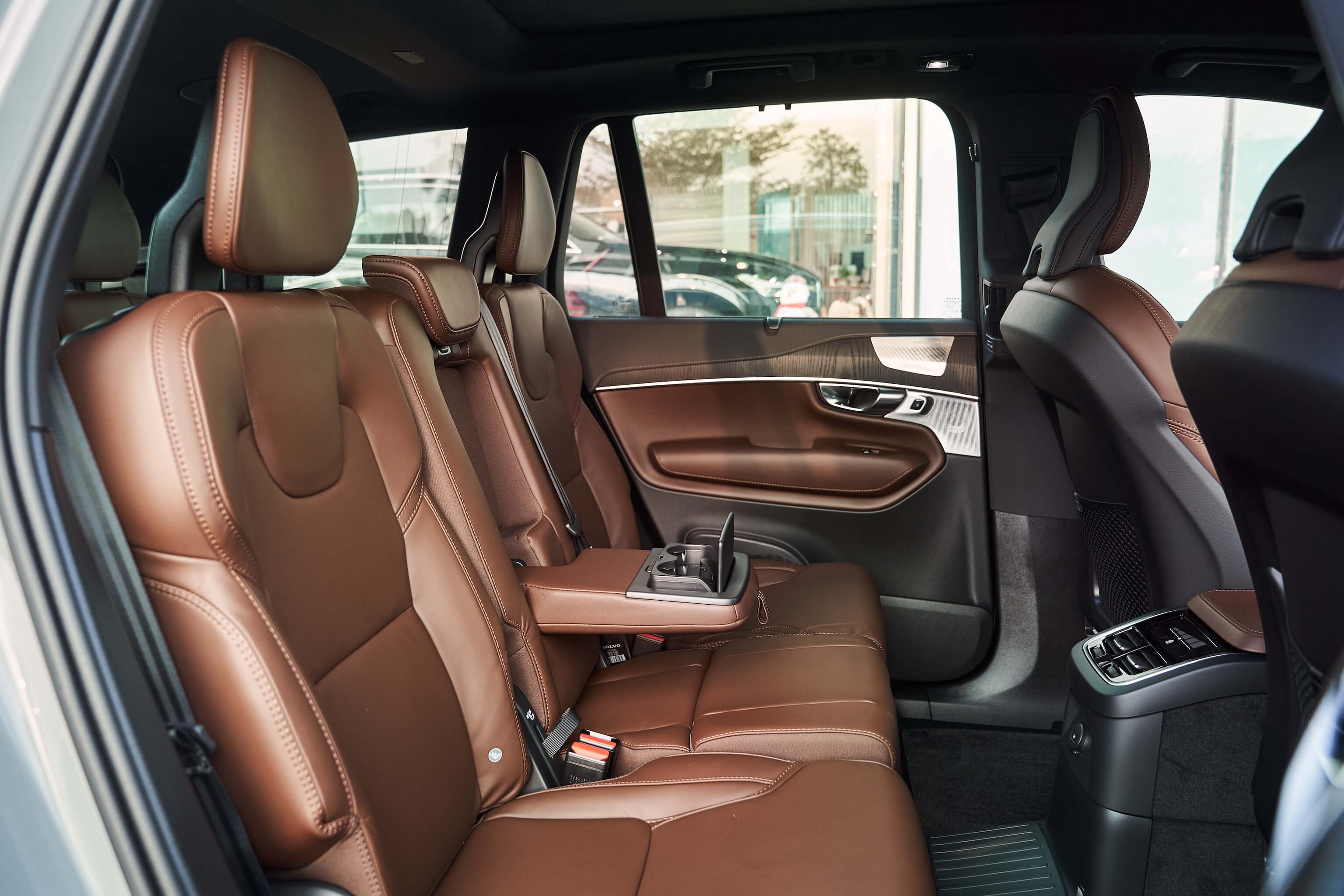 Hình ảnh xe VOLVO XC90 PLUG-IN HYBRID ULTRA 2025